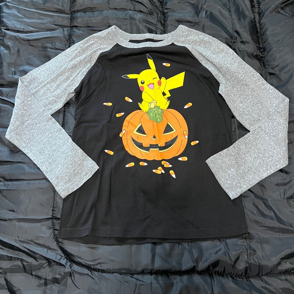 Jumping Beans Black and Gray Long Sleeve Halloween Tee